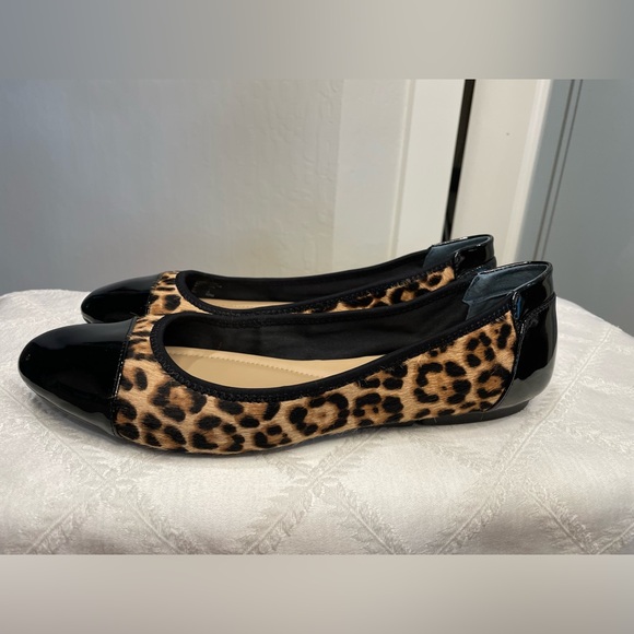 Alfani Stepflex Size 10 Leopard Print Leather Upper Flats - Picture 3 of 7